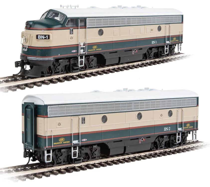 Walthers 910-9935 HO Burlington Northern EMD F7 A-B Diesel Locomotive #1, 2